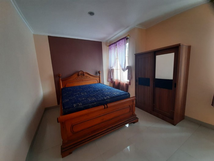 Rumah disewakan di cluster Oscar Jababeka Cikarang